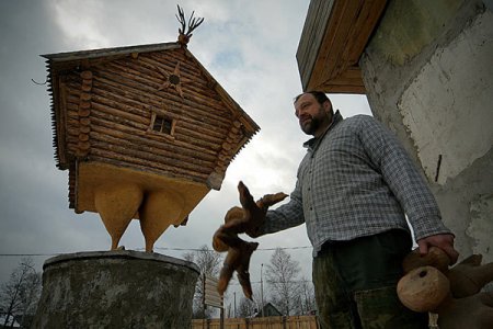 ВВОДИМ В ЭКСПЛУАТАЦИЮ ИЗБУШКУ НА КУРЬИХ НОЖКАХ