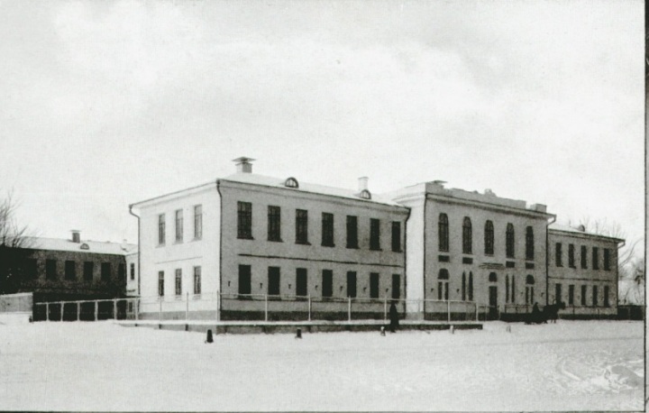 Алексеевское реальное училище.