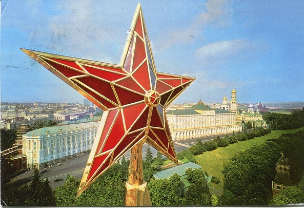 Звезды на башнях Кремля: как они появились?