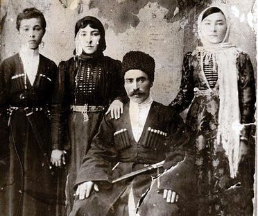 Почему на Северном Кавказе были в обычае поздние браки