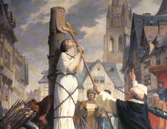 Ересь, колдовство, распутство: сколько всего обвинений предъявили Жанне д’Арк