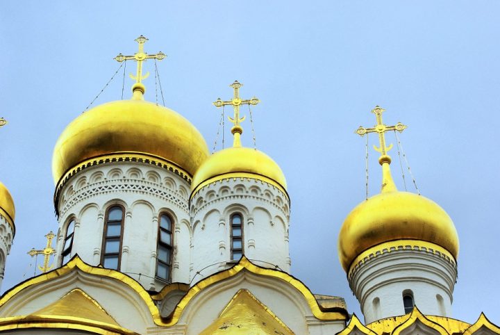 Почему в России купола кроют золотом?
