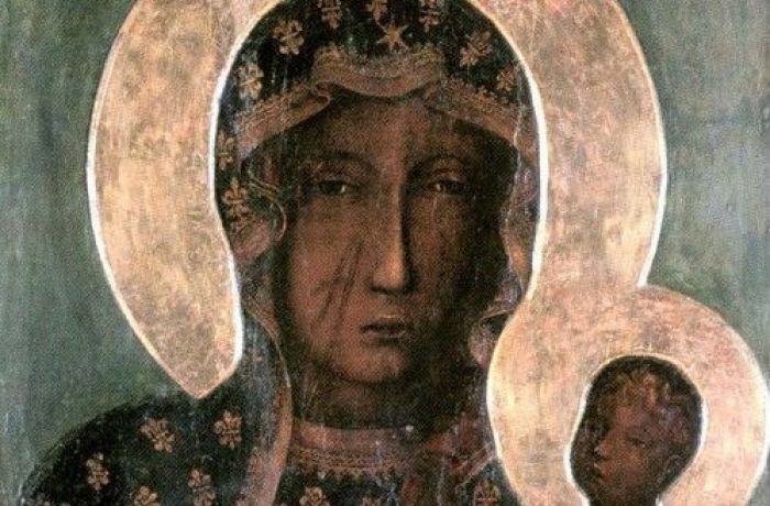 Ченстоховская икона: как на лице Богородицы появились шрамы
