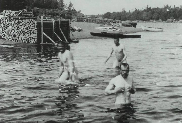 Почему русские никогда не купались в местах, где кто-то утонул