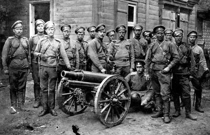 «Всадники несите смерть Германии»: как воевал легендарный партизанский отряд атамана Пунина