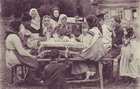 Зачем православные перекрещивают пищу