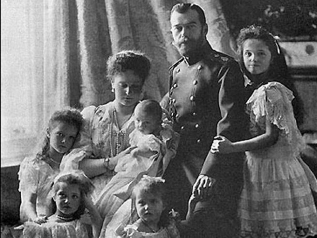 Тайна гибели царской семьи в России: нестыковки следствия