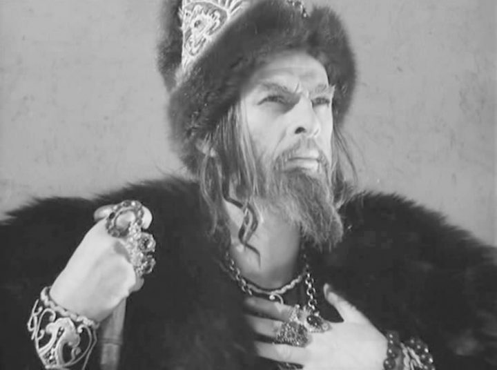 Переписка Ивана Грозного с князем Курбским: зачем царь оправдывался