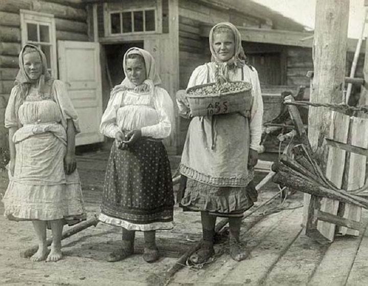 Почему женщины на Руси никогда не ходили без платка