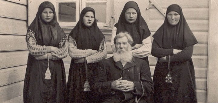 Платки каких цветов можно носить православным женщинам