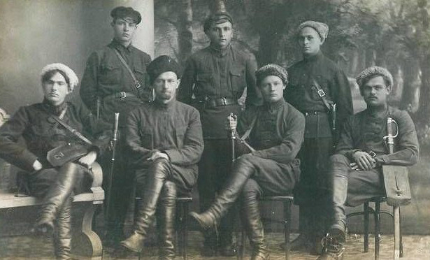 Червонный полк Виталия Примакова: как украинские казаки воевали за большевиков