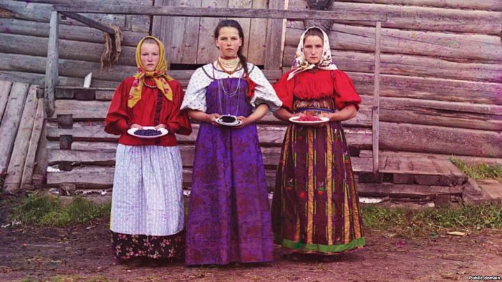 Понёва: почему не все женщины на Руси могли носить эту юбку