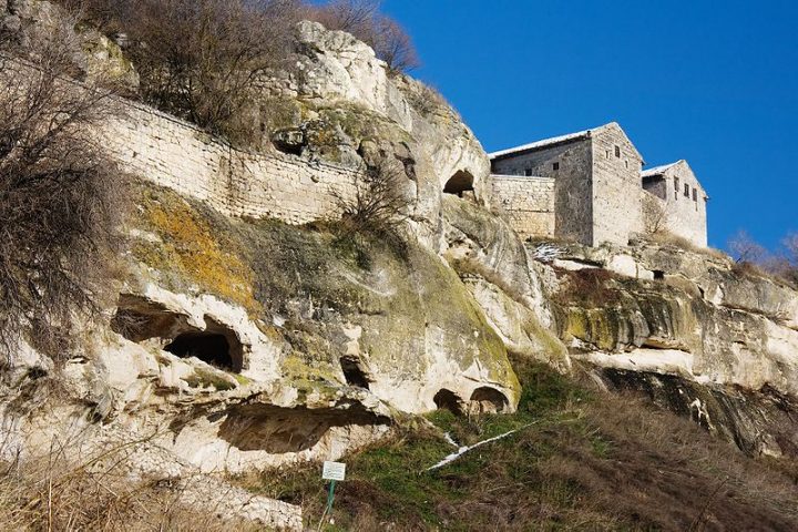 Крымские пещерные города: какие тайны они скрывают
