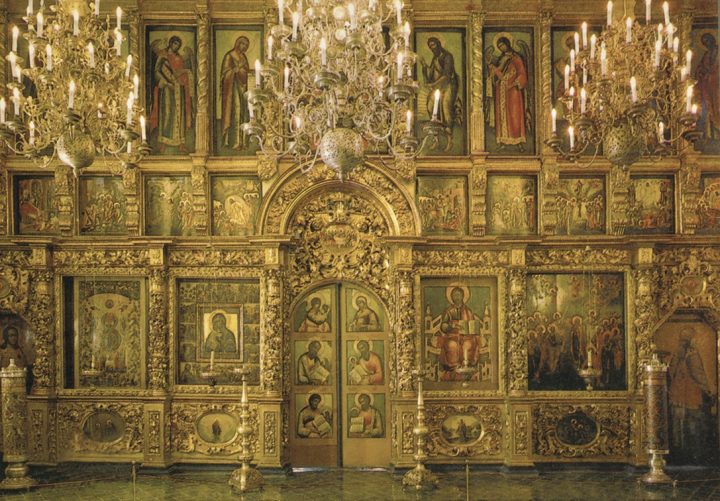«Костыль духовности»: почему так называют иконостас в православных церквях