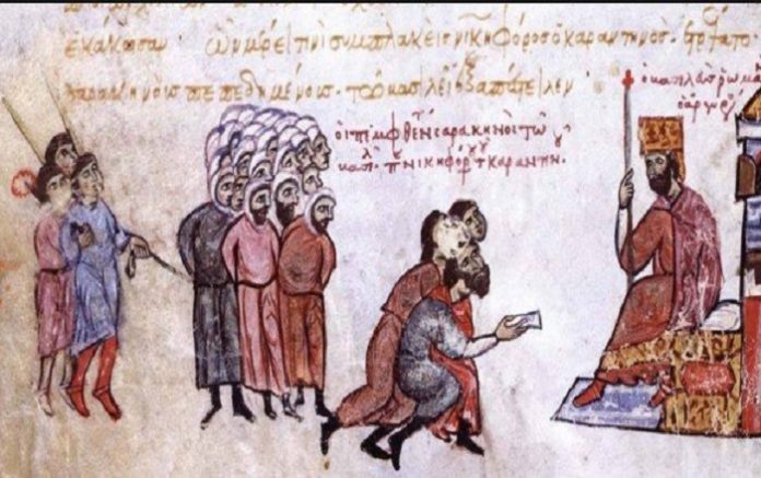 Евнухи: почему в средневековье они считались умнее обычных мужчин