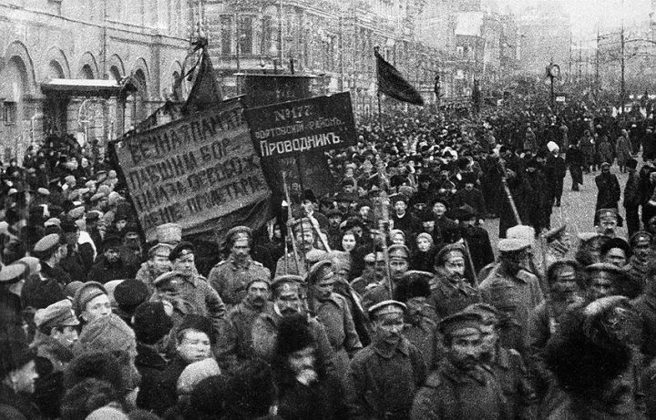 Войны и революции XX века: сколько людей могло бы проживать в России, не будь их