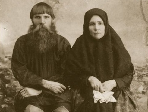 Смирное платье: кто на Руси обязан был носить черную одежду до самой смерти