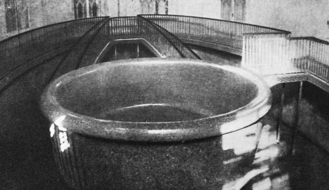 Царь-ванна: для чего был изготовлен самый необычный императорский предмет туалета