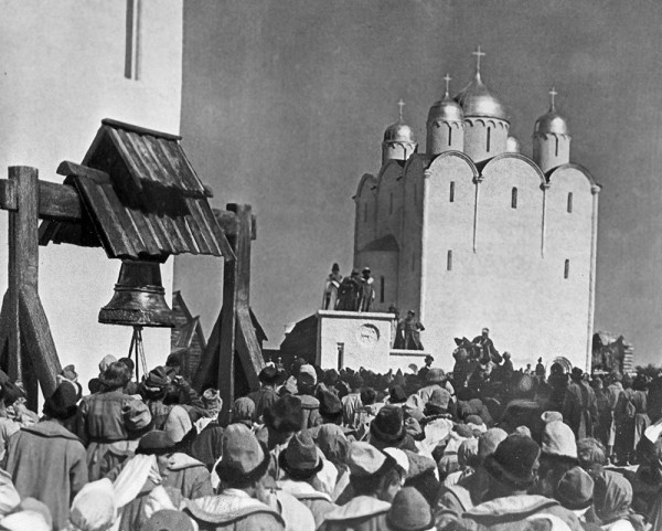 Гибель «вечника»: в чем новгородцы обвиняли москвичей