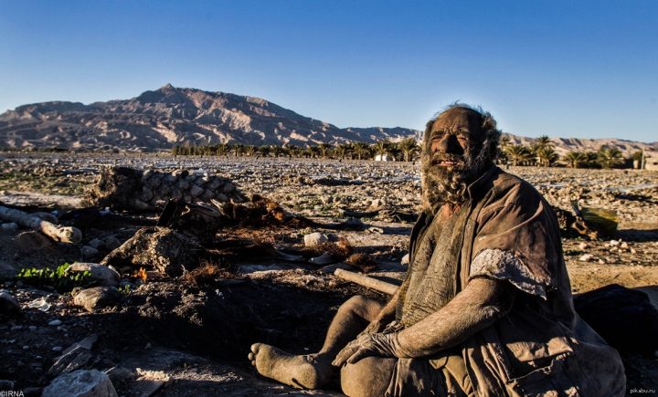 Аму Хаджи: почему самый грязный человек в мире не мылся 60 лет