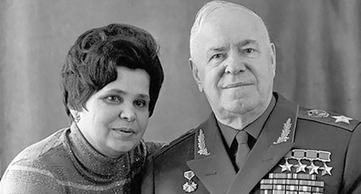 30 лет не разница: почему жены русских генералов были намного моложе мужей