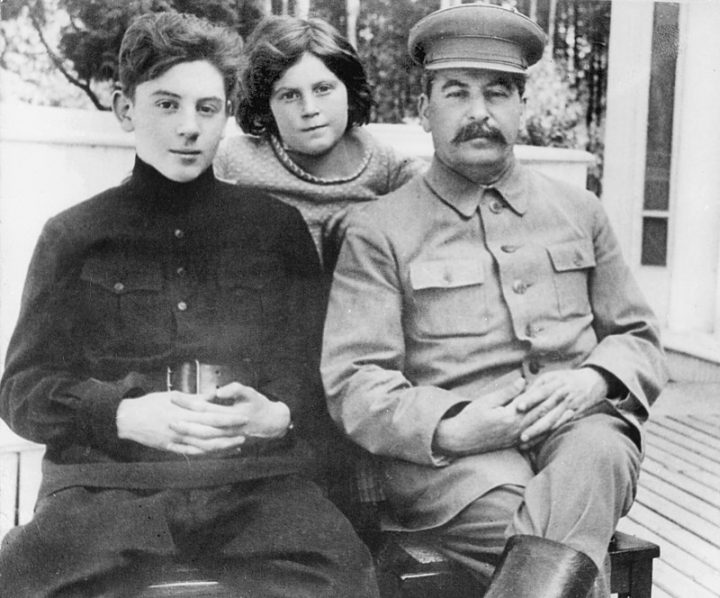 Внебрачные дети Сталина: кем они стали и кто сейчас их потомки