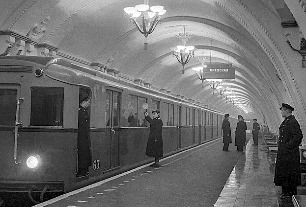 «Самое дорогое метро в мире»: сколько Сталин потратил на его строительство