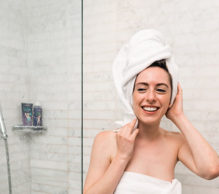 Почему вредно часто мыть голову