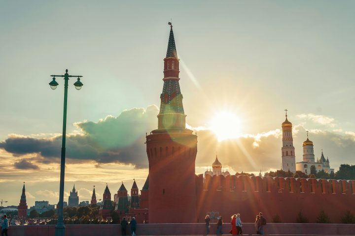 Какая башня Московского Кремля является самой главной