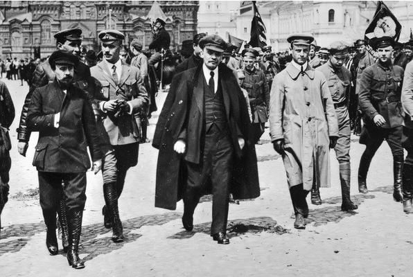 Какие страны Запада Ленин планировал включить в состав СССР