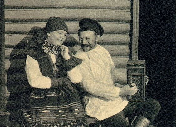 «Свечку держал»: что на самом деле значит это выражение