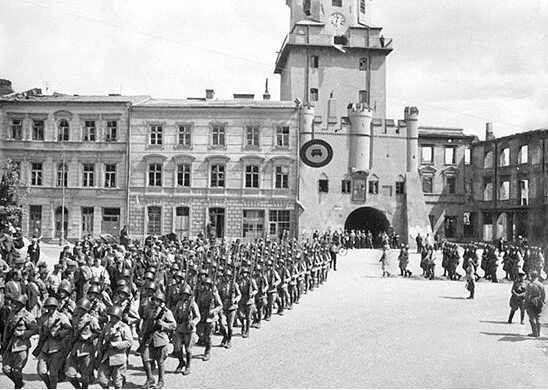 За сколько Красная армия взяла Брестскую крепость в 1944 году