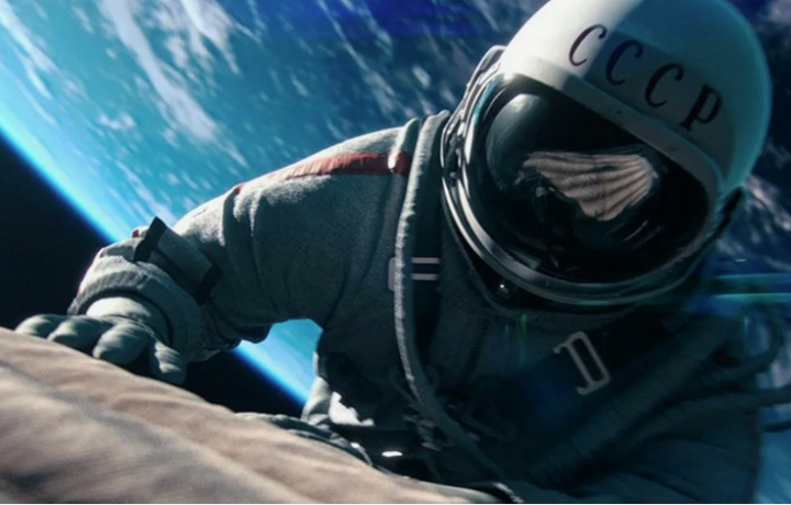 Почему в 1995 году космонавты Дежуров и Стрекалов отказались выходить в открытый космос