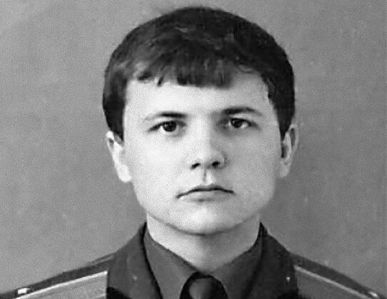 Писатель Виктор Суворов (Резун): как он стал предателем