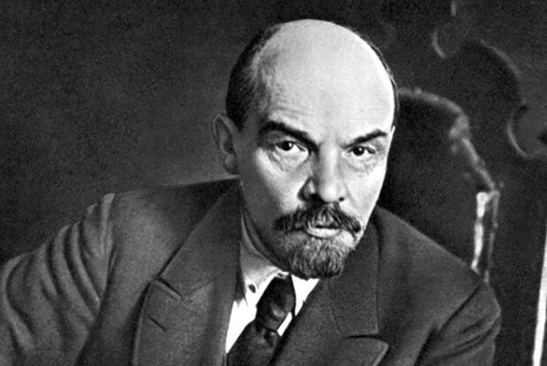 Что стало бы с СССР, если бы Ленин дожил до 1944 года