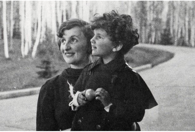 Дочь «кровавого карлика» и врага народа: что случилось с дочерью Николая Ежова