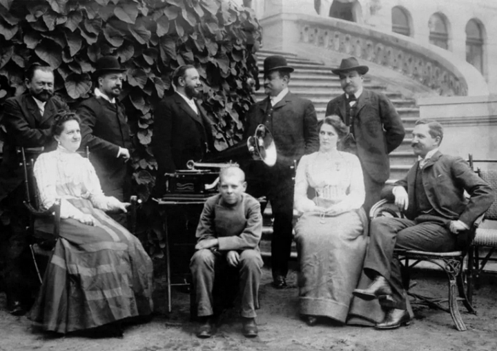 Зачем русские в XIX веке прибавляли «с» к концу слов