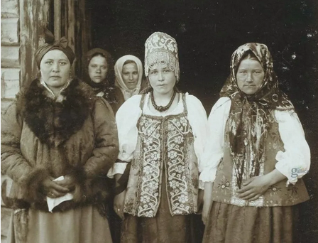 В каком возрасте русские крестьянки считались старушками