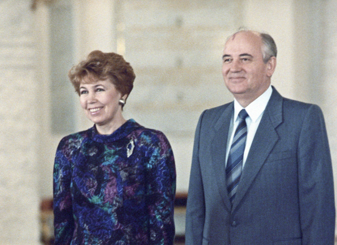 Западные «смотрины»: чем удивили Горбачевы англичан в 1984 году