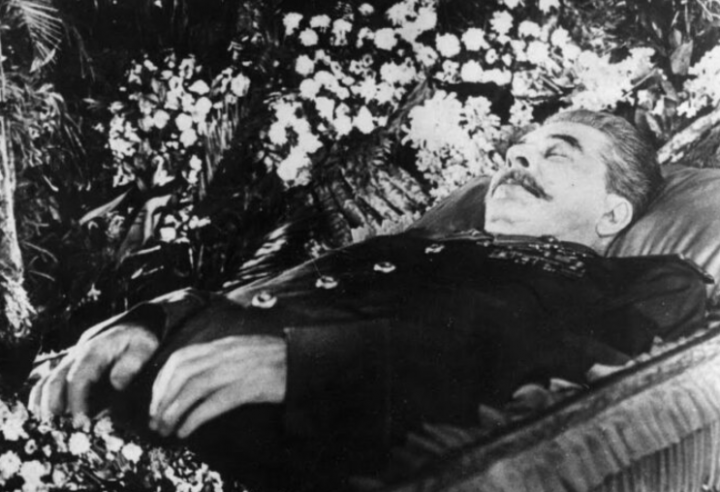 Сталин в гробу: что с ним было не так