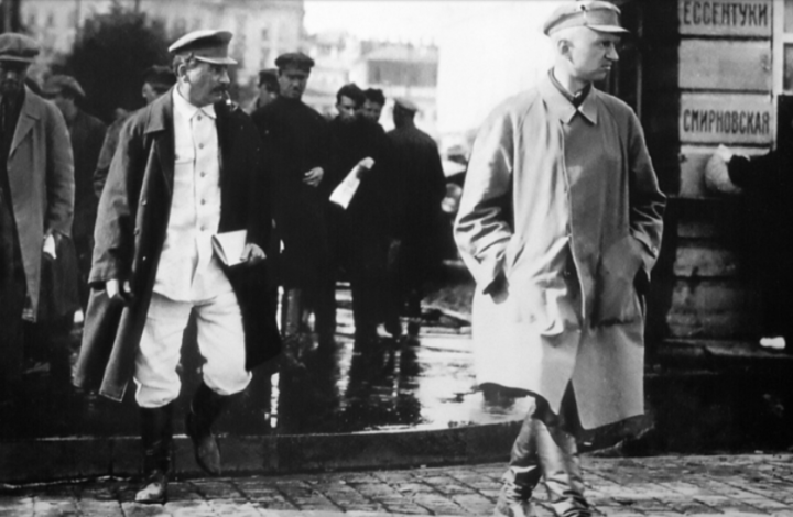 Столкновение на Ильинке: почему Сталину запретили гулять по улицам