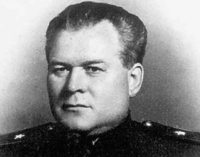 Почему главный палач СССР не любил отечественные пистолеты