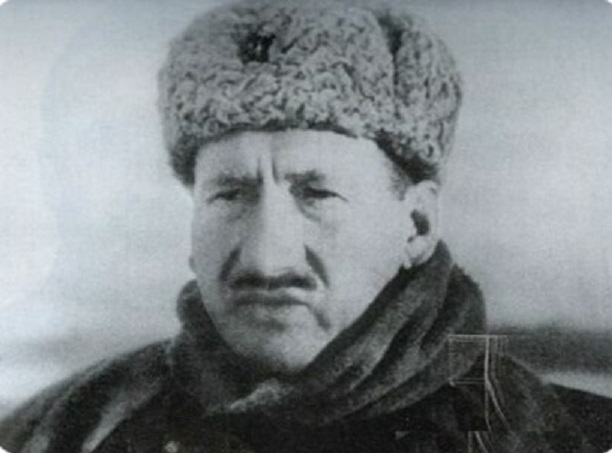 Михаил Ефремов: почему фашисты похоронили с почестями русского генерала