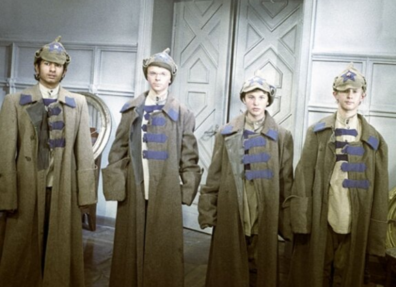 «Неуловимые мстители»: что осталось за кадром самого революционного советского фильма