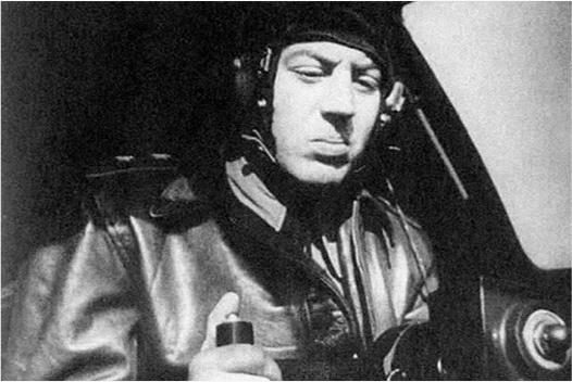 Василий Сталин на фронте: как на самом деле воевал сын «вождя народов»