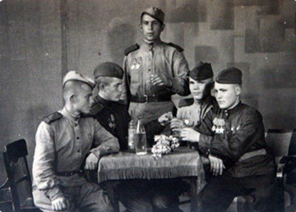 Третий тост: почему россияне придают ему сакральное значение