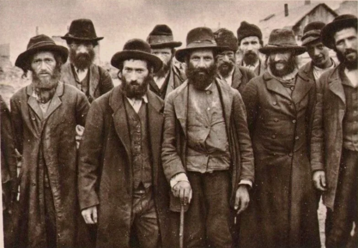 Почему на самом деле иудеи и мусульмане не едят свинину