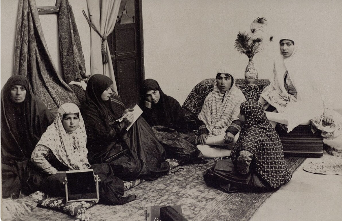 За какой поступок наложницу могли изгнать из гарема султана