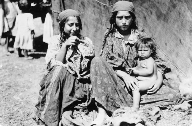 Как цыгане воспитывают детей