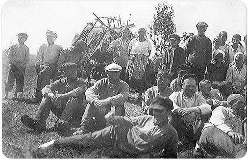Почему до 1966 года колхозникам в СССР не платили зарплату